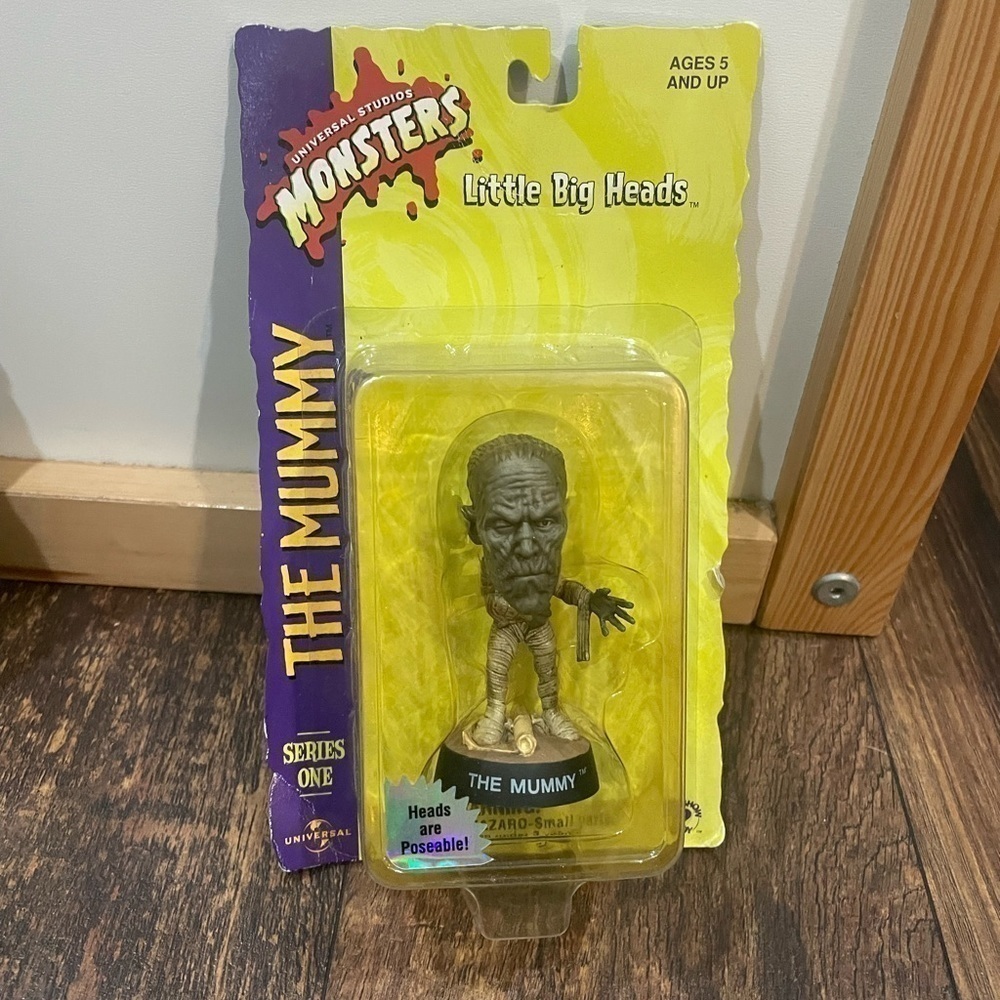 Universal Monsters Little Big Head The Mummy